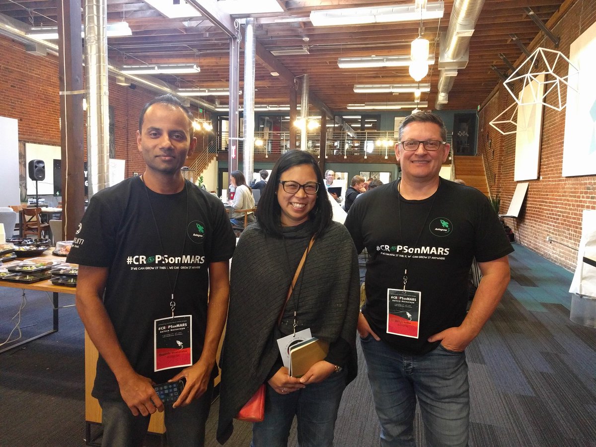 autogrow's tweet photo. Fantastic mentor for #CropsOnMars @erielcarden from Global Capital Markets @darryn_keiller  @tpweeraratne #innovation #agtech @SVForum https://t.co/n90wKVhj1f