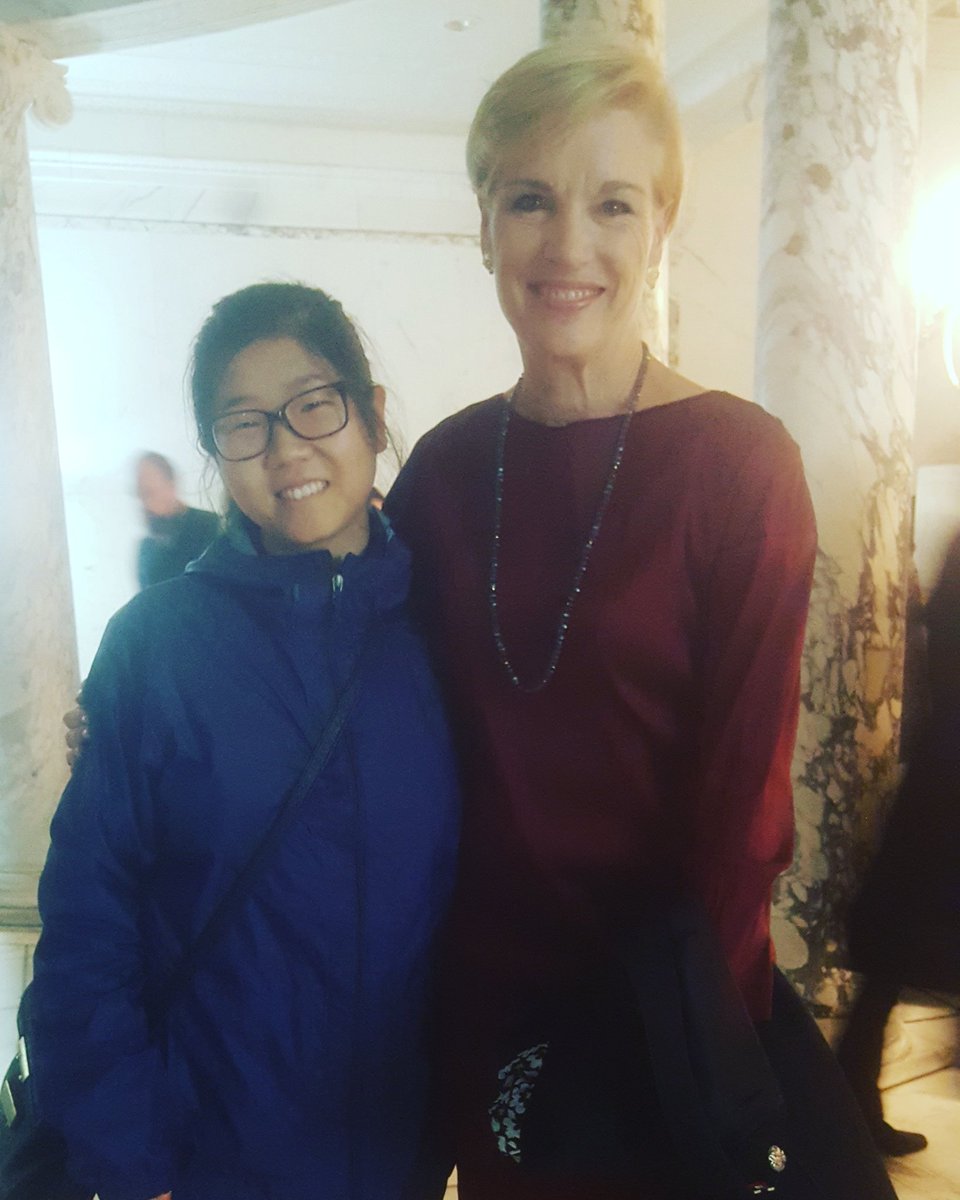 WPUFC's tweet photo. @Twillyp @wpunj_edu 
Look who our club president met at #FestivalAlbertine today! Thank you @CecileRichards for all your activism! #Feminist https://t.co/jXVfQ2Wygq