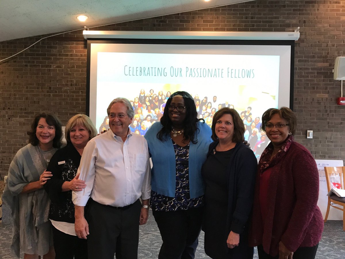 jjshlp's tweet photo. Congratulations from the #JJSHLP Team!! New additions to our alumni! #JJSHLPFall17 https://t.co/za2L8XYjKb