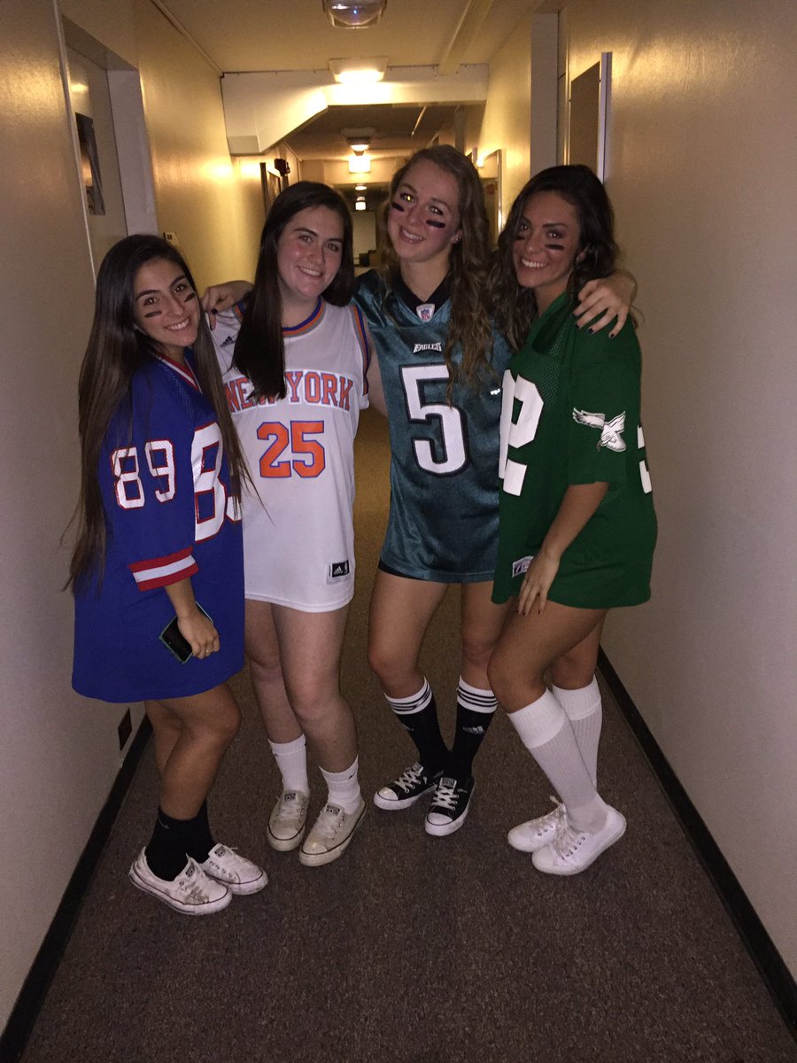 sherlocknellie's tweet photo. @aheimes12 Happy Birthday Alesia!! Hope you had a great day ILY💓🎊🎂 https://t.co/ZWPhHVpNwO