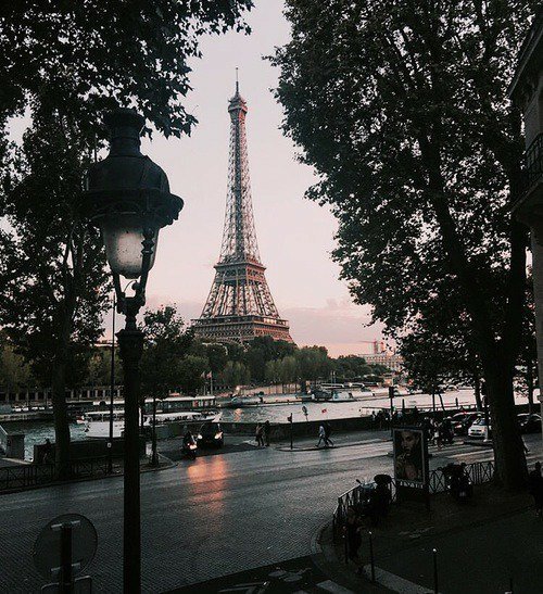 moonlightgreece's tweet photo. 5. Mi bella París. https://t.co/0oIlQJ19u3