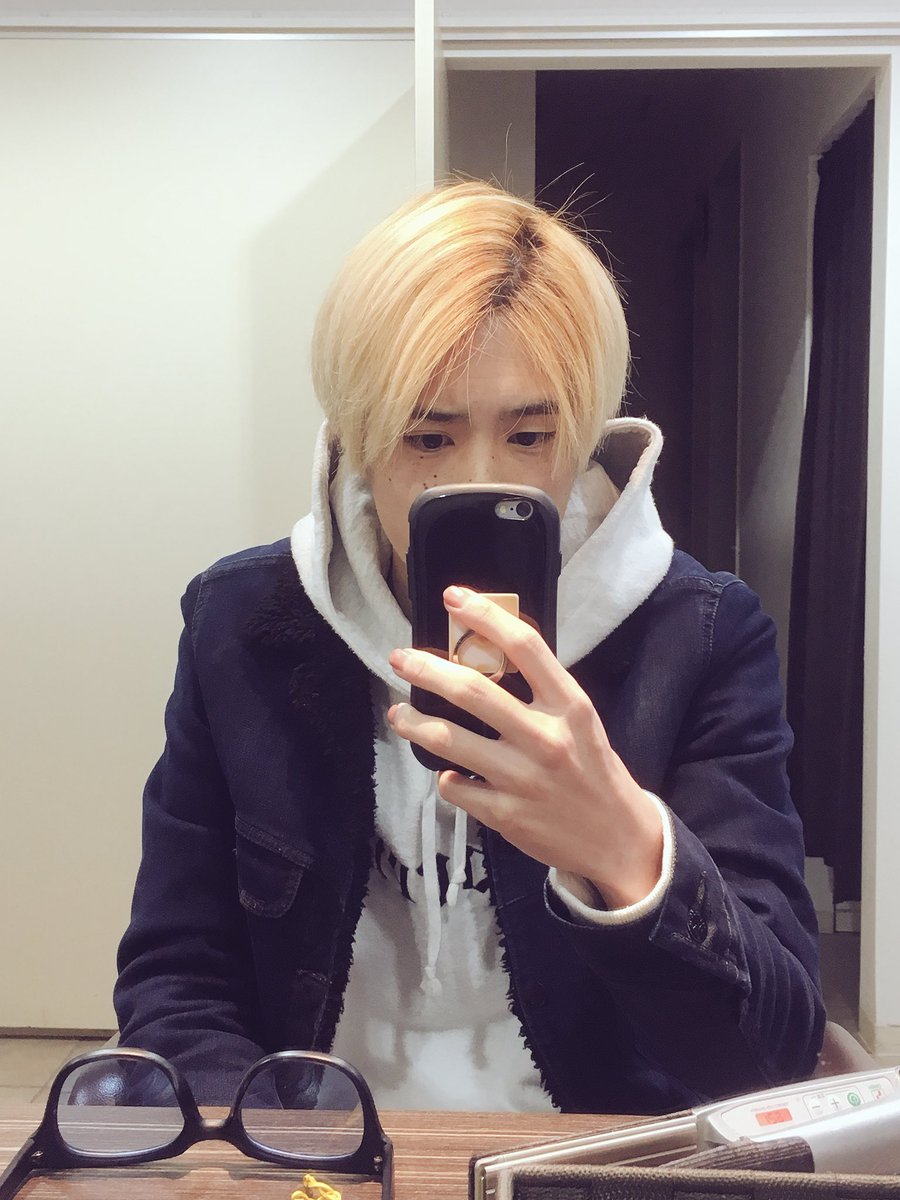Liku Ldh垢 Twitterissa さらさらストレートヘアからのセンターパートのパーマ風完成 アイロンセットとグリースwaxだけでこんなに変わります 今日は臣くん風のセットで京都行ってきます 三代目jsoulbrothers 登坂広臣 登坂広臣好きな人rt T Co Liku Ldh垢 Twitterissa さらさらストレートヘアからのセンターパートのパーマ風完成 アイロンセットとグリースwaxだけでこんなに変わります 今日は臣くん風のセットで京都行ってきます 三代目jsoulbrothers 登坂広臣 登坂広臣好きな人rt T Co