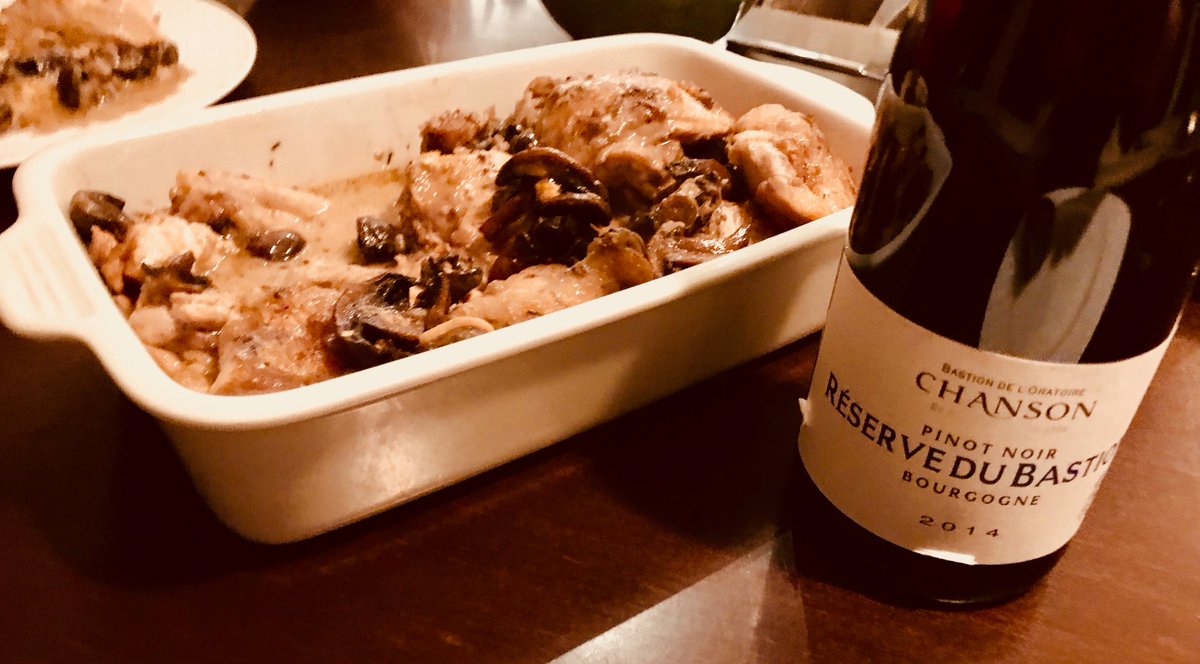 JMFoxcroft's tweet photo. When your cream sauce has Dijon mustard &amp; Cognac in it...Best reach for some Burgundy. #Chanson #ReserveDuBastion #pinotnoir https://t.co/uPDihYoGDD