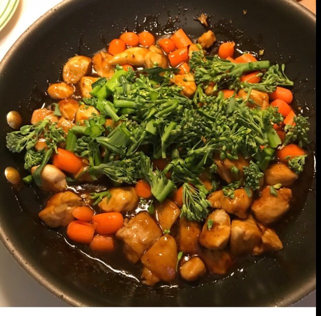 notthatsuze's tweet photo. Tonight’s dinner- Delicious and  Kid approved! #SeedsofChangeSauces @influenster  #Complimentary #Contest @seedsofchange #SeedofChangeSauces https://t.co/9AnPEBJXDT