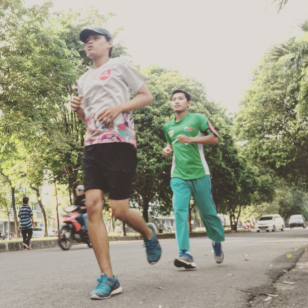 brave_runners's tweet photo. Start doing 🏃🏻🏃🏼♀️
#morningextra SMR
.
#sundaymorningrun #JBR https://t.co/ryDocJAow4