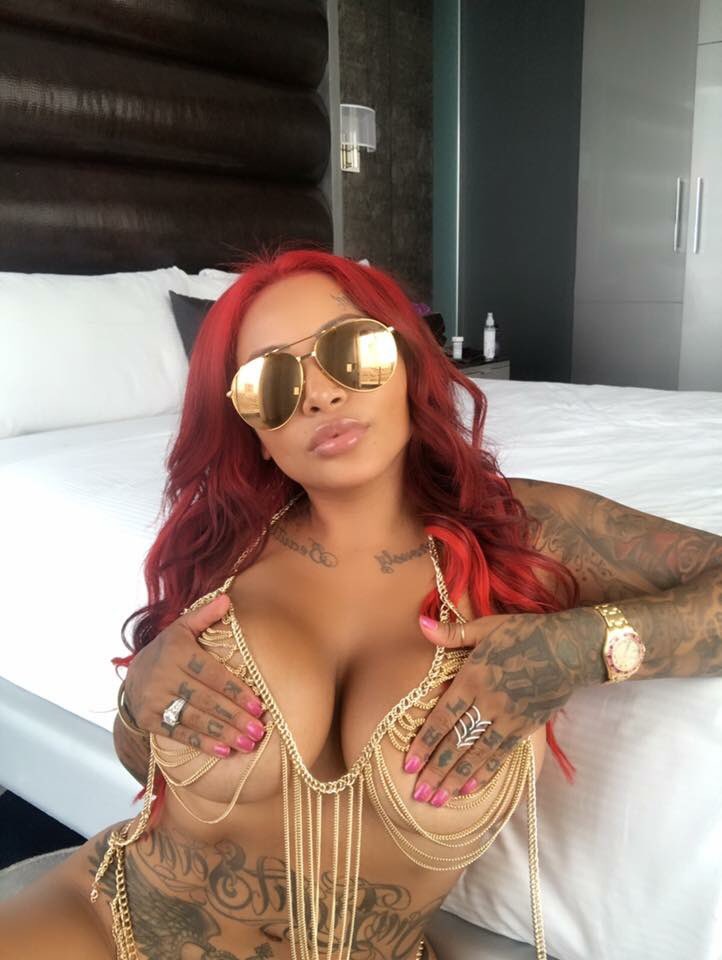 thctmami's tweet photo. #SeductiveSunday ❤️💋 https://t.co/vHfxYxRNyo