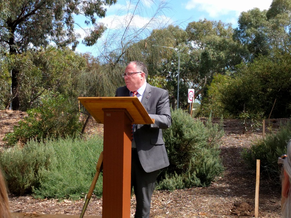 GerryLandcare's tweet photo. Carbon Sequestration demonstration site #CarbonNeutralAdelaide #Adelaide #HighSchool #SAGreat #TFL @SADEWNR  @Sandy_Pitcher #Partnership https://t.co/jRmFX96lwP
