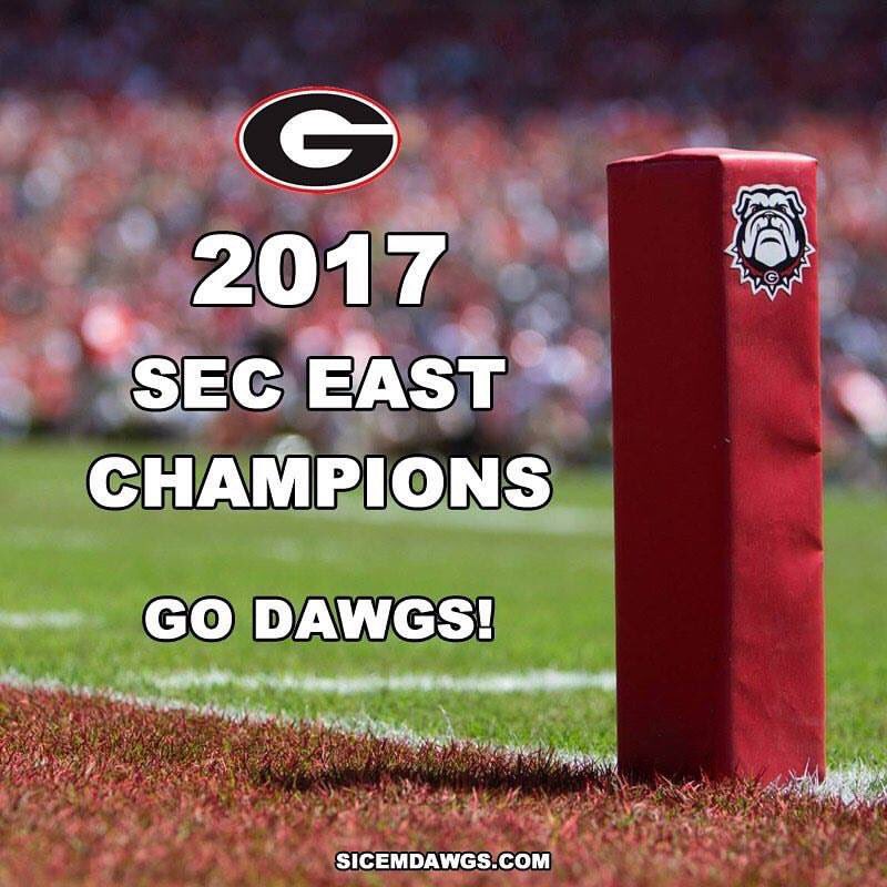 laurenhustead14's tweet photo. 9-0 with my gamecock 🏈 #relationshipdivided https://t.co/eDFgz8K2oI