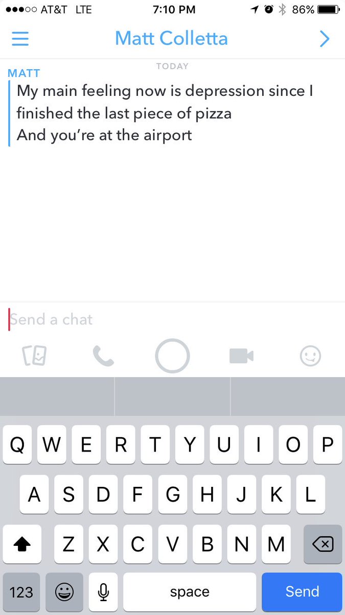 amandakcook's tweet image. Romance is real #pizzapriorities