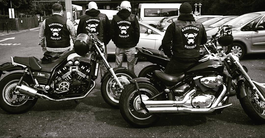 Randomers1851's tweet image. A few outings...
#RandomersSuffolk #OutlawsMC #SupportYourLocalOutlaws #OutlawSupport #OutlawsSupport #Support15 #SupportClub #BlackAndWhite