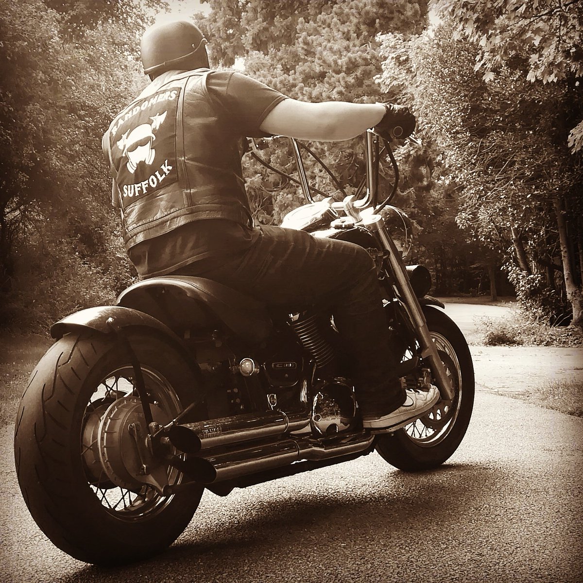 Randomers1851's tweet image. A few outings...
#RandomersSuffolk #OutlawsMC #SupportYourLocalOutlaws #OutlawSupport #OutlawsSupport #Support15 #SupportClub #BlackAndWhite