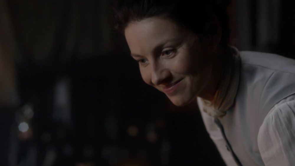 Aussieoutlander's tweet photo. A shot in the BUTT cures All in the 18th Century! 

#FirstWife #outlander 
@showcaseaus @Foxtel 
@caitrionambalfe @SamHeughan https://t.co/XezCdEhhiq