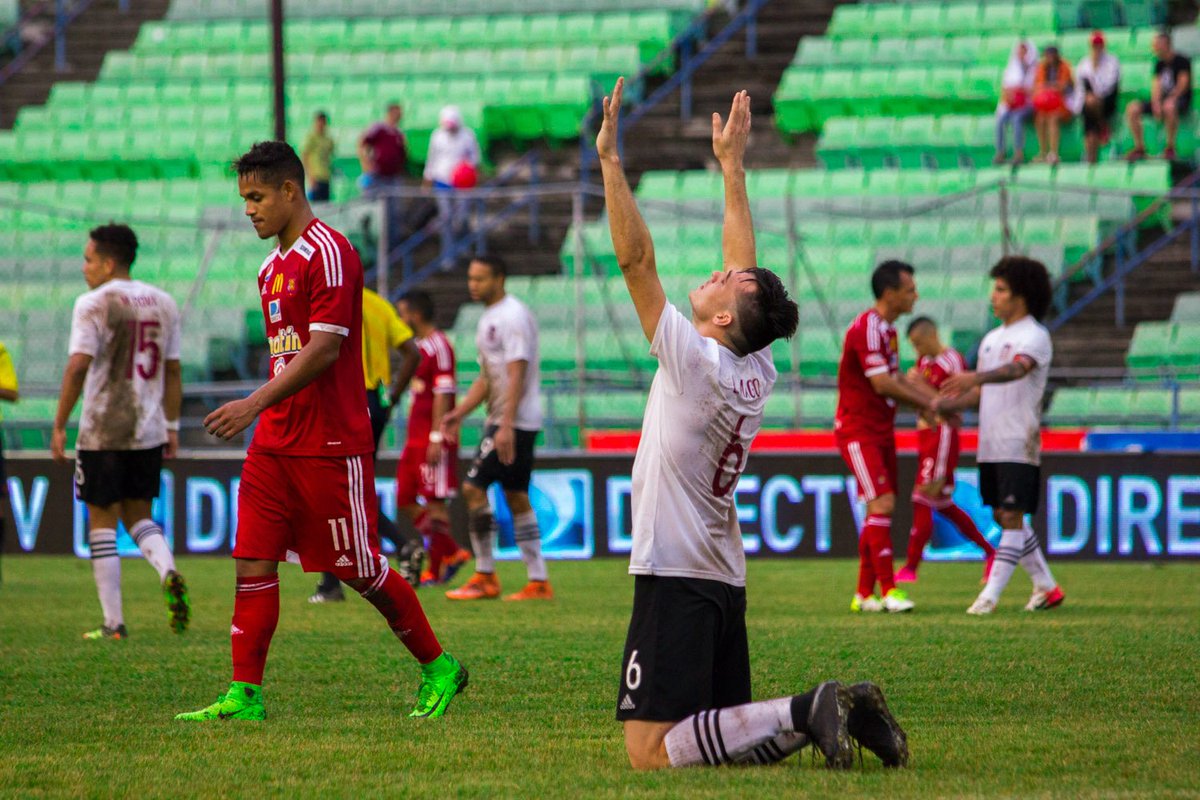LigaFUTVE's tweet photo. 😎 Resultados de los cuartos (ida) de la #LiguillaFutVE:

#DLGvsMIN 1-1
#CARvsCBB 0-1
#MONvsEST 1-1
#ZAMvsLAR 1-1 https://t.co/D1UBhhx5s6