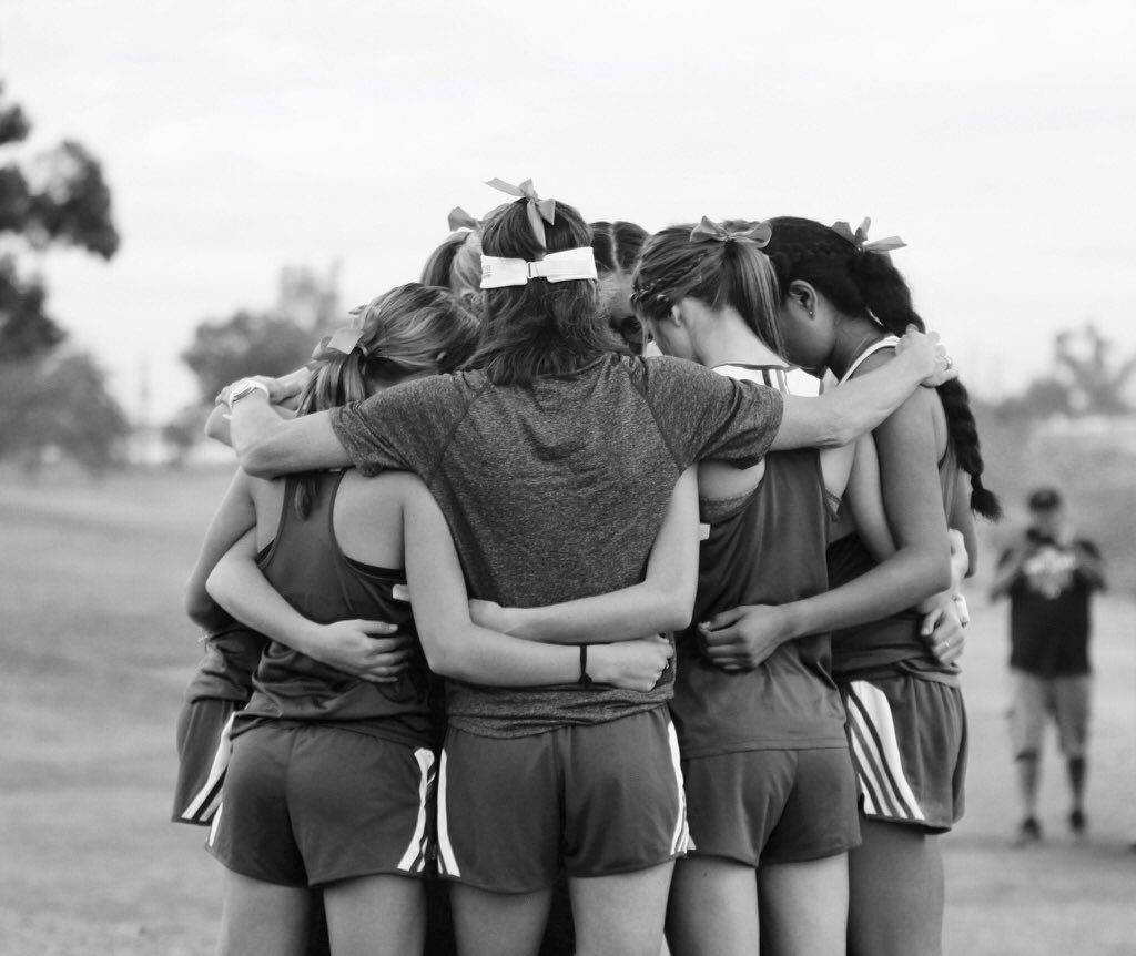 tayloreelowry's tweet photo. hard to believe how fast these past four seasons went by... wouldn’t change one second of it!❤️ https://t.co/9RMUKTMssh