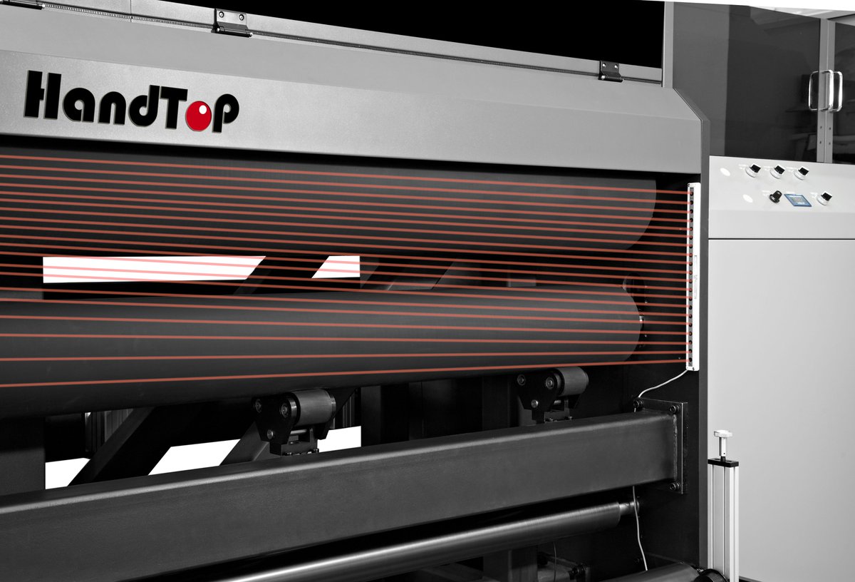 HandtopPrinter's tweet image. Say goodbye to dangerous operations. &quot; I&apos;m not a monster, just a gentle giant.&quot;- HT5000RTR machine