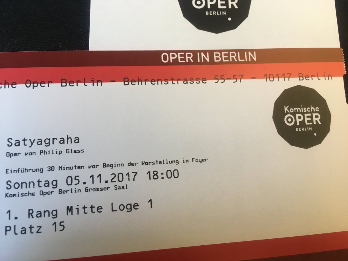 jessegbaritone's tweet photo. Overwhelming eve @Komische_Oper with a transcendent representation of Philip Glass' 'Satyagraha'. Standing ovation! #philipglass #Berlin https://t.co/NuKj95Aauo
