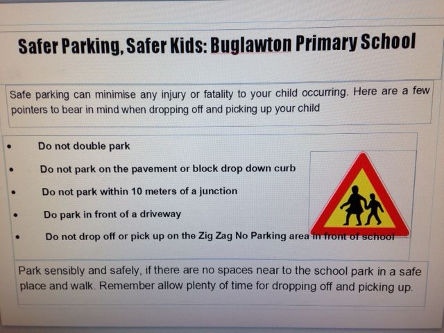 PoliceCongleton's tweet photo. PCSO Jim Newns will be at Buglawton Primary School this morning ensuring people park safely #CongletonLPU #hereforyou #safekids https://t.co/eFJBVvinGR