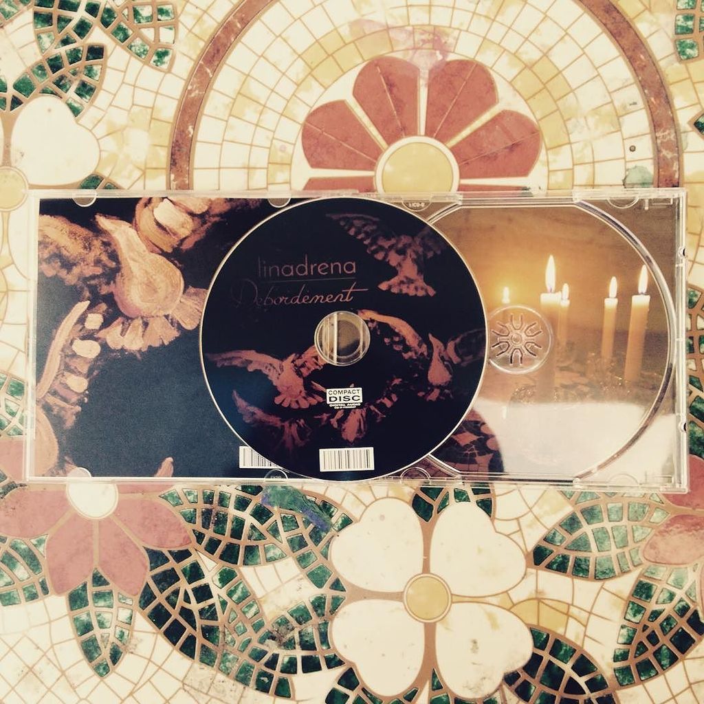linadrenaMusic's tweet image. CD available on amazon or directly at ift.tt/2zzp3nI #music #compactdisk #linadrena
