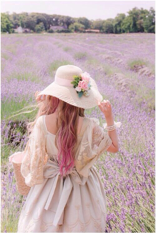 <a href="/lynetteMc101/">Lynette McBride</a> Happy new week dear Lynette.