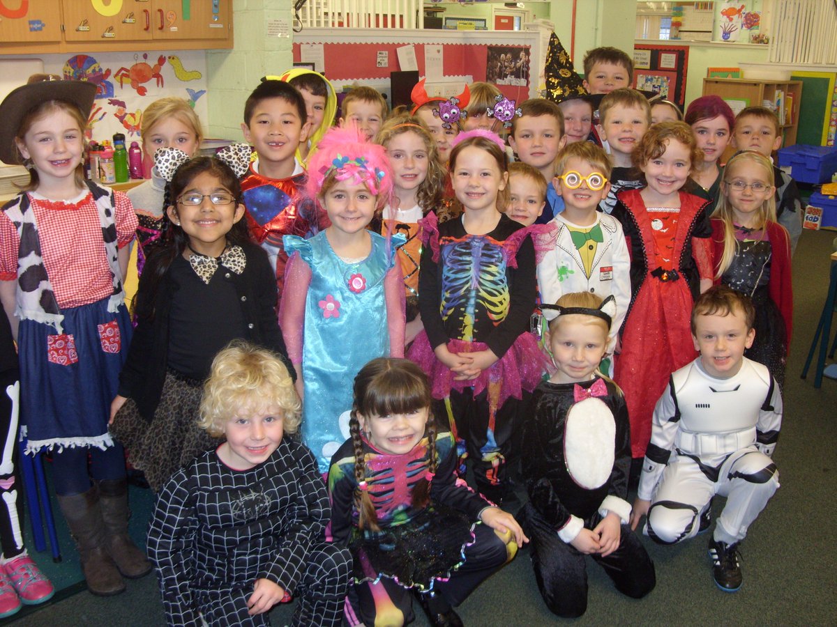 stmargaretsps's tweet photo. During wear to scare last week, P2H came dressed in lots of great scary (and not so scary) costumes. #WearToScare #Halloween2017 https://t.co/0VicnZDqkX