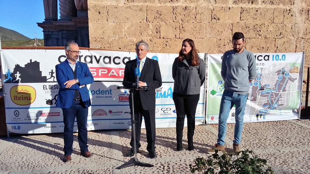 ppcaravaca's tweet photo. El director general de #Deportes asiste a la presentación de la @10Caravaca que tendrá lugar el próximo domingo 12 de #noviembre 🏃 https://t.co/HJmNSwvYHF