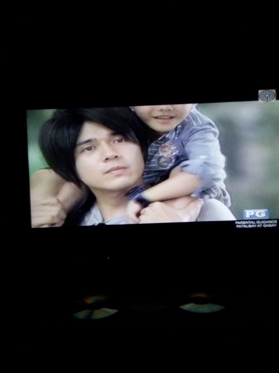 erwin_taguines5's tweet photo. Nagkita na rin ang mag-ama
#TPOFBloodline https://t.co/Ft43CFfSEp