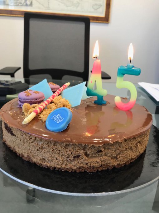 View image on Twitter