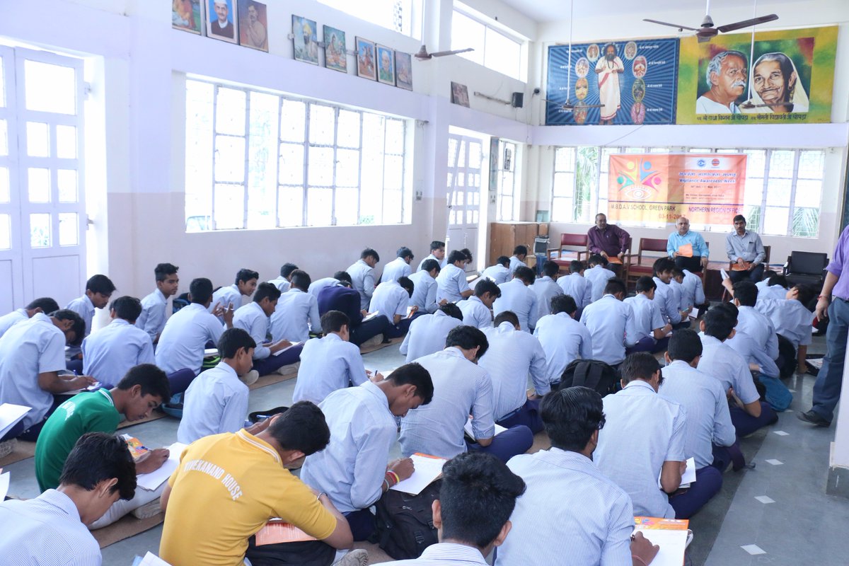 NRVigilance_IOC's tweet photo. "It is easier to build strong children than repair broken men."Students of DAV School,Delhi essaying their vision of a corruption-free India https://t.co/tXq24kHWdE
