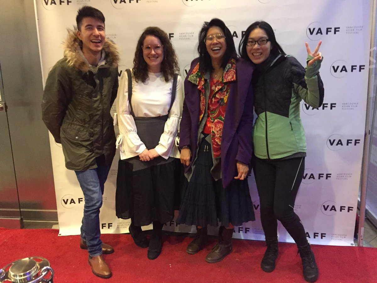 HHuamei's tweet photo. “Paint it red” post-screening pic, director Eva Cohen (2nd from left) and cast members Mark Lee, Beverly Ho, Melody Mah@VAFF #105Keefer https://t.co/5iCQRn6pZo