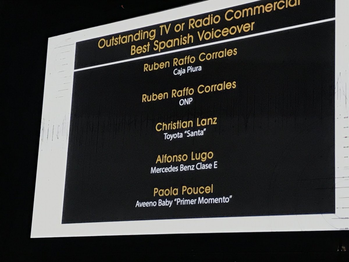 PaolaPoucel's tweet photo. Had a blast at my first @SovasVoice awards with my partner in crime @WhoIsXuxo Congrats to all the winners! @deltoroVoice @ChristianLanz https://t.co/EI9T1XsI30