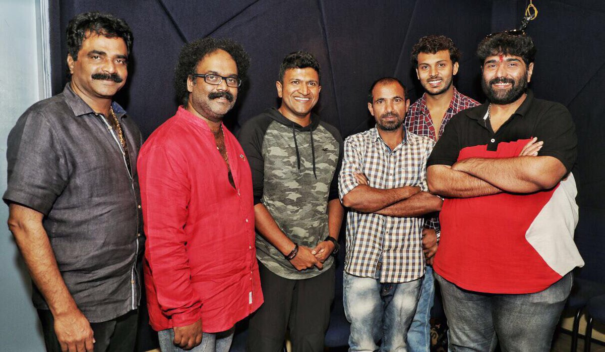 ActorManoranjan's tweet photo. So glad that now i hav a song in #bruhaspati sung by one n only “power star” 
Thank you so much sir https://t.co/hcS2TDmHJK