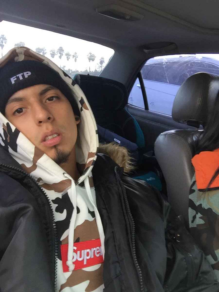FriedsinceBirth's tweet photo. Just Cause You Cant Sea Me Dont Mean You Cant See Me #Bitch #YouBuggin #ImFlyin https://t.co/H74Kj9S3CK