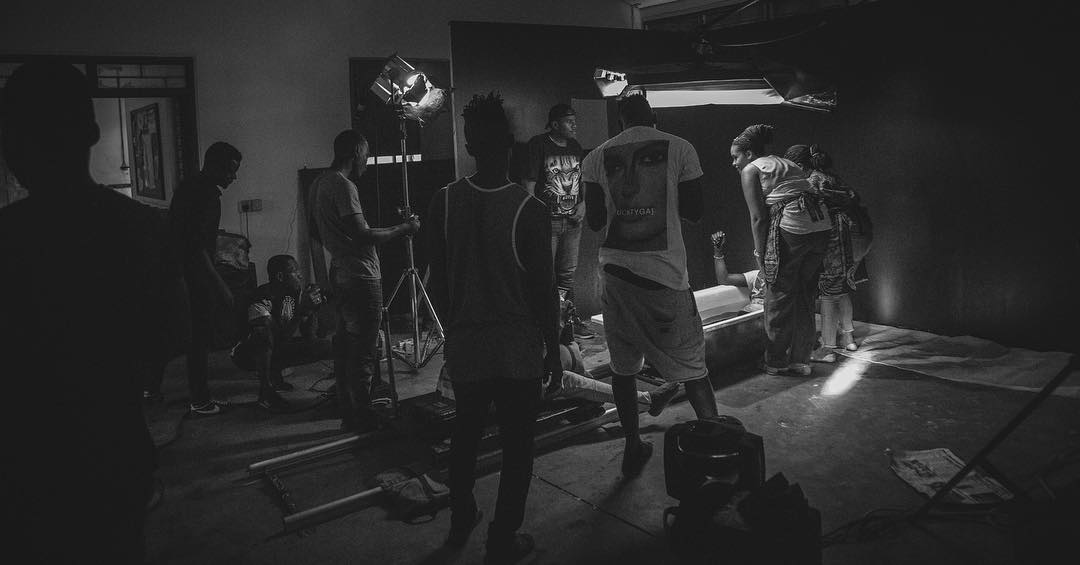 zoomproduction_'s tweet photo. Ni T I M E ya L O C A T I O N 
@zoomproduction_ @zoomproduction_ https://t.co/NcED9o5Ggb