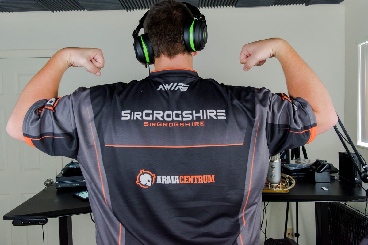 Sirgrogshire's tweet photo. Thanks to my sister here is my photoshoot from today showing off my @AwireEsports jersey and jacket form @ArmaCentrum! Get Ready https://t.co/cgTxgdO3Zh