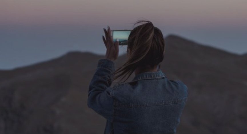 #ICYMI :World first #5G trial data call made possible by <a href="/Telstra/">Telstra</a> &amp; <a href="/ericsson/">Ericsson</a>! bit.ly/2AavM40  <a href="/Telstra_news/">Telstra News</a>