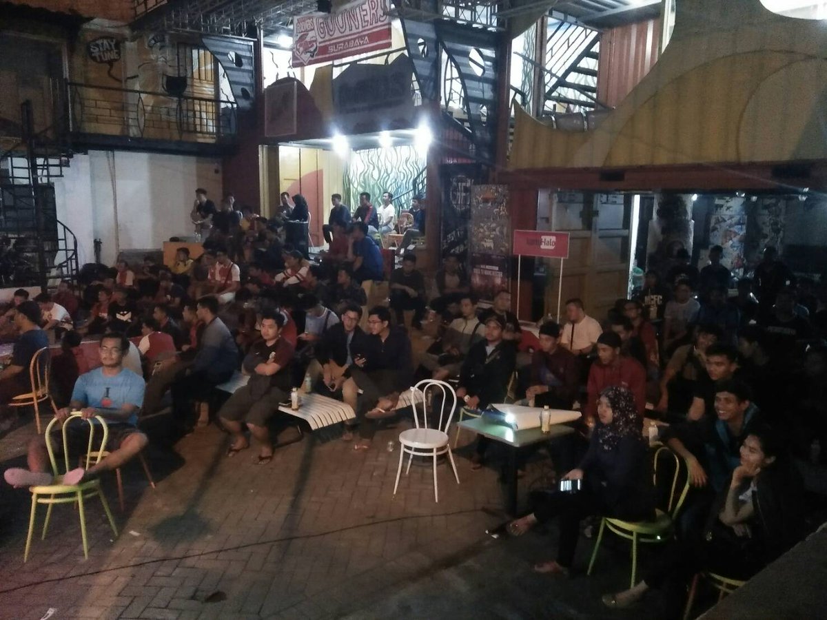 mcscisurabaya's tweet photo. Tengs dulur @GOONERSSBY , pokoke guyub, rukun, dan jgn mau di benturkan dgn isu Alexis
#nobarseru https://t.co/4RFgXNRqGo