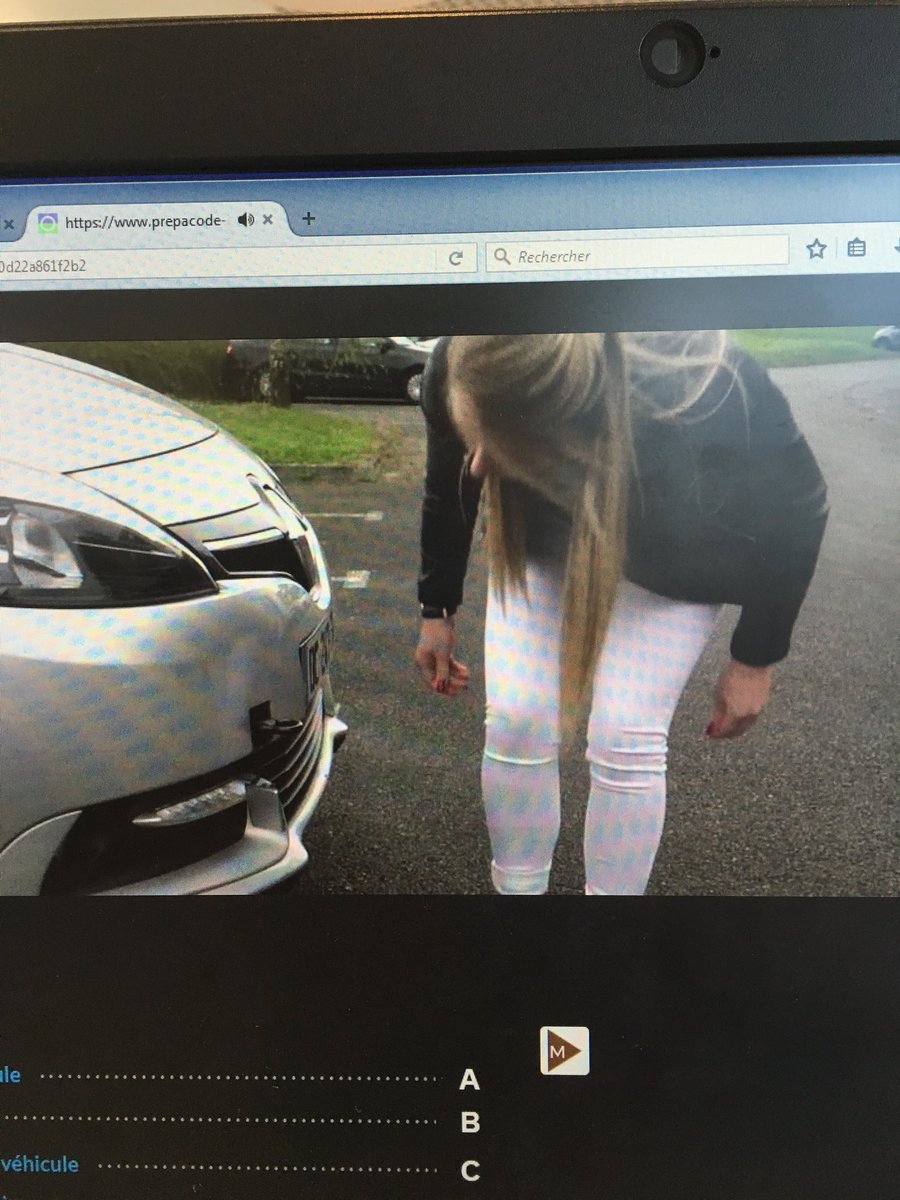 Mynymber's tweet image. Sur prepa code ils nous mettent de jolies filles pour perturber notre attention @coderoutefr #PrepaCode