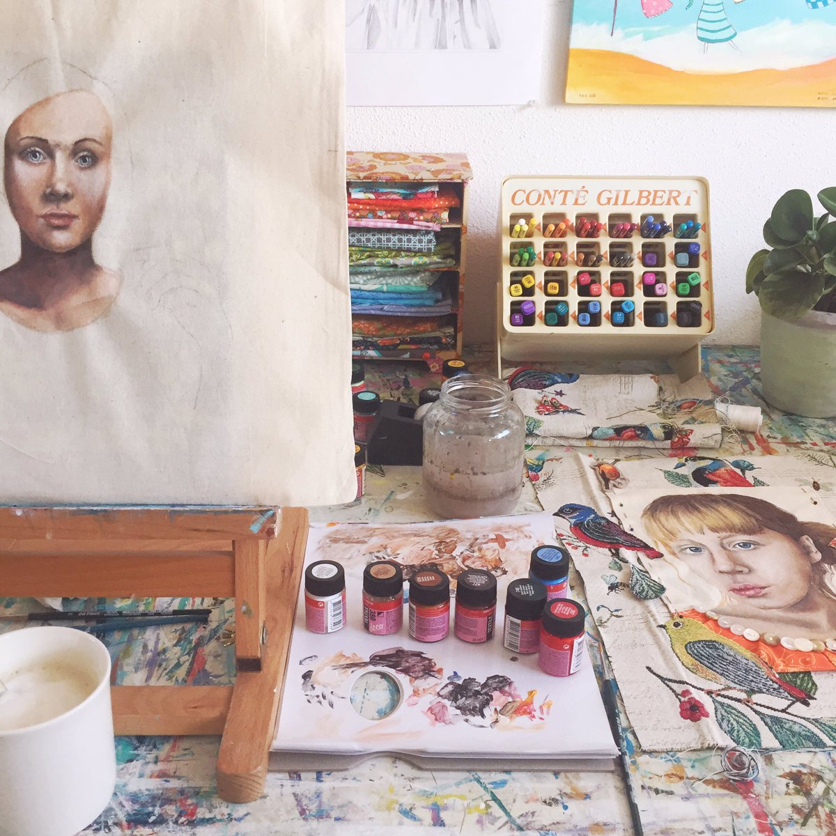 Monday morning #painting #portraits #creativeworkspace