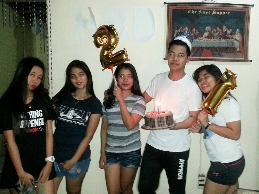 echogarcia96's tweet photo. Thankyou for making my day special #21st 💕💞 https://t.co/wPWtTSwVfv