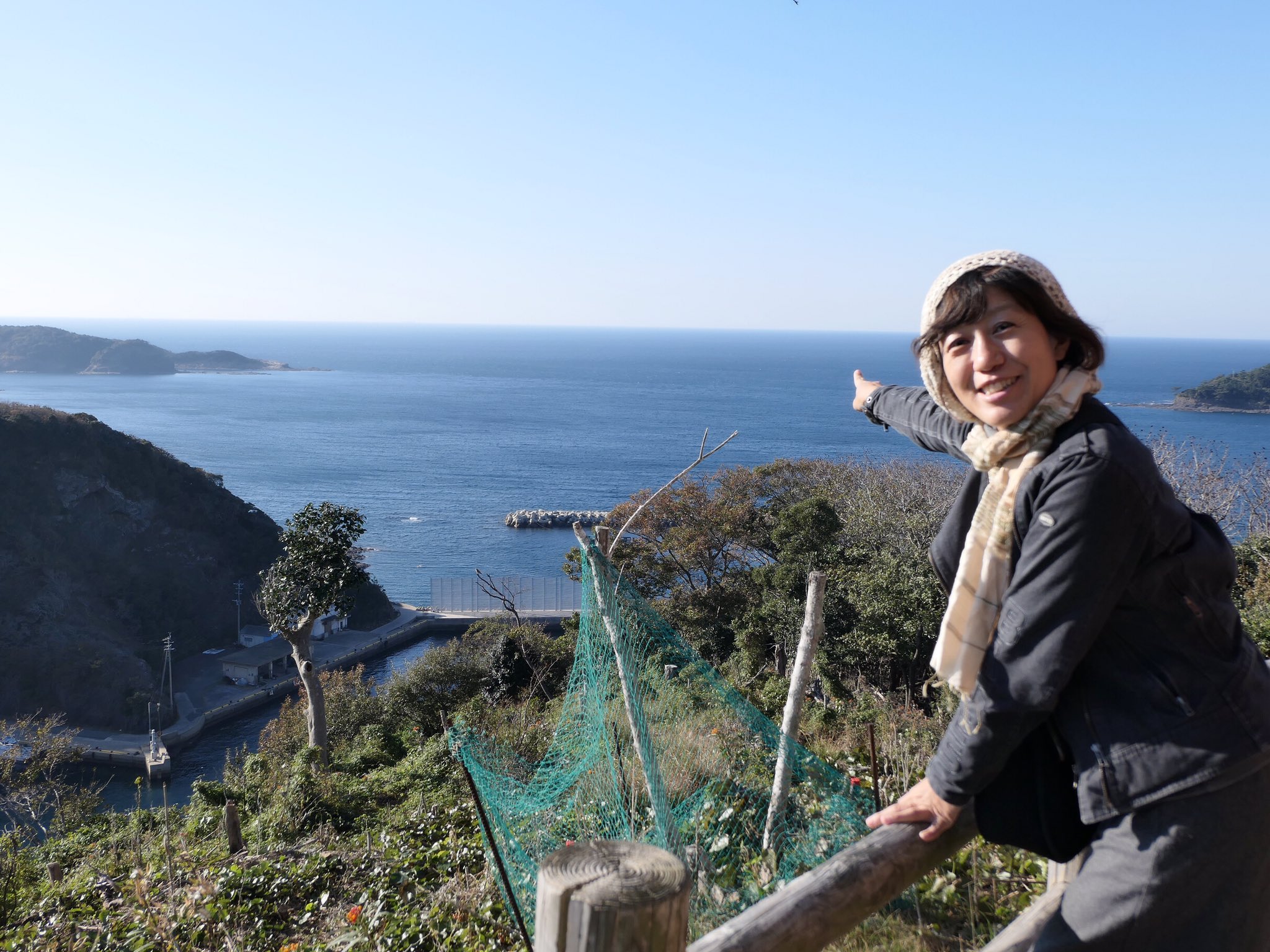 わだ Akiko Wada 対馬北端の 韓国展望所 から韓国 釜山までは49 5キロ 空気の澄んだ冬は釜山の街がはっきりと そして夜はビルやマンションの夜景も綺麗に見えるそう 今日は ココロの目で 日本の国境に行こう アイランドホッピング 対馬