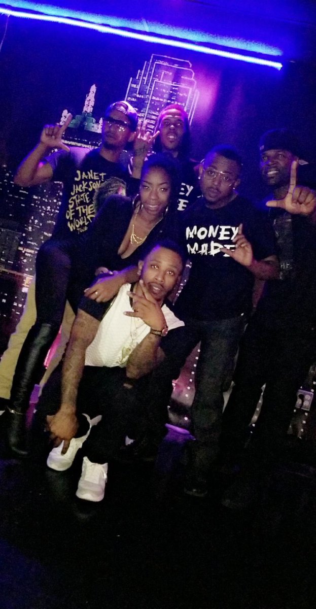 LigitEnt09's tweet photo. We are a family, we are not something just put together. @youngn_official @NarkissH @MsChycity @2KN8 @LigitEnt09 @dallasmogulmedia #LigitEnt #DallasTx #OKC #Chicago https://t.co/TLt7Ixxy7k