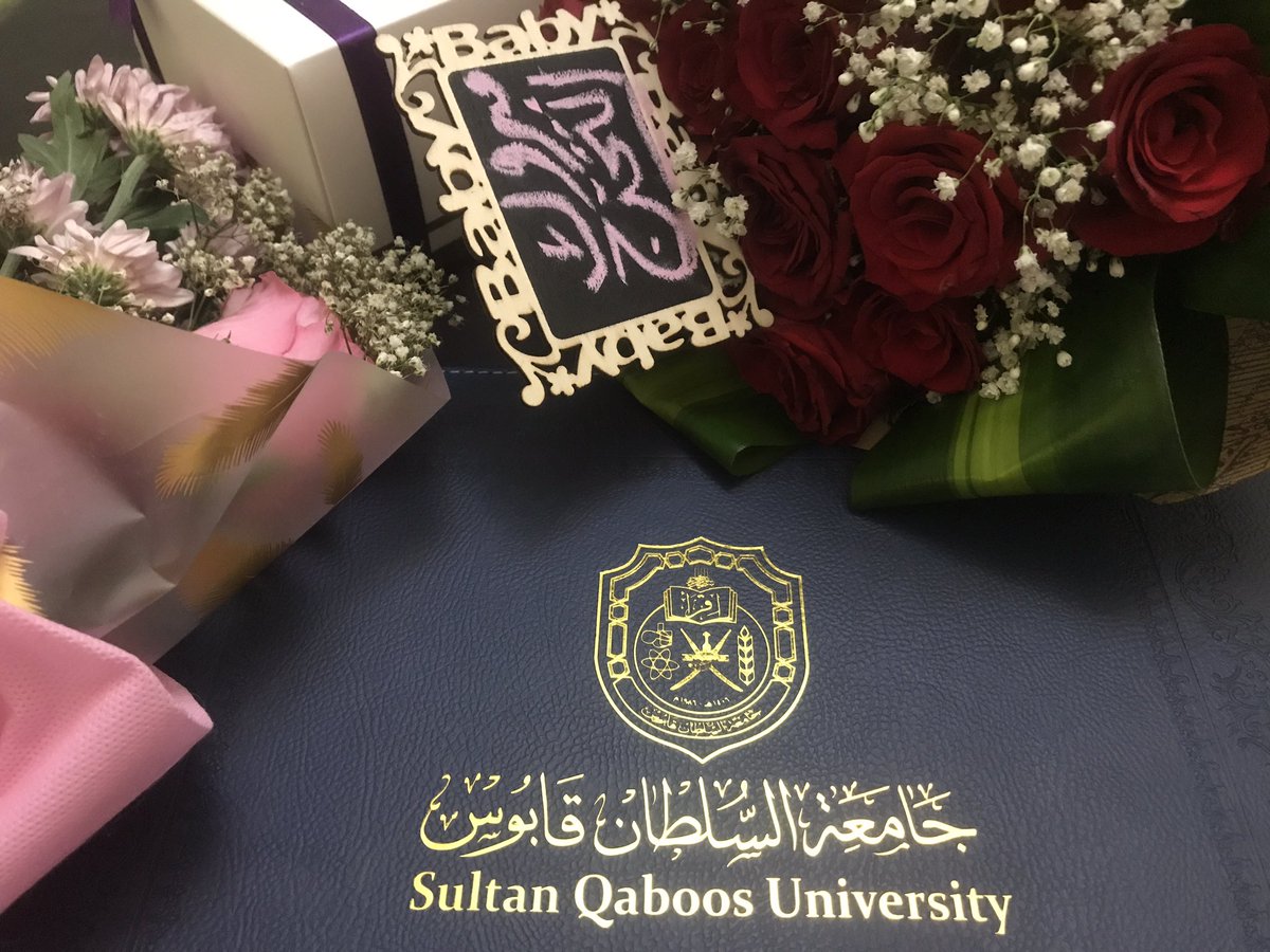 S_AlDhahli's tweet photo. #Senior2017 ♥️🎓 #squ @Squ_2013 2013 https://t.co/9KSaEPWmSX