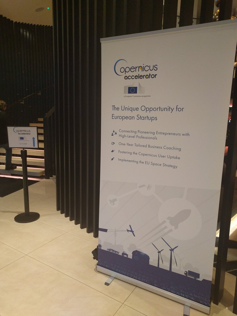 studiomapp's tweet photo. @CopernicusEU #Accelerator bootcamp just started! Very excited to be part of this program starting at #EUSW2017 #SpaceTech2017 @erstartup https://t.co/rjDB7xxwJW