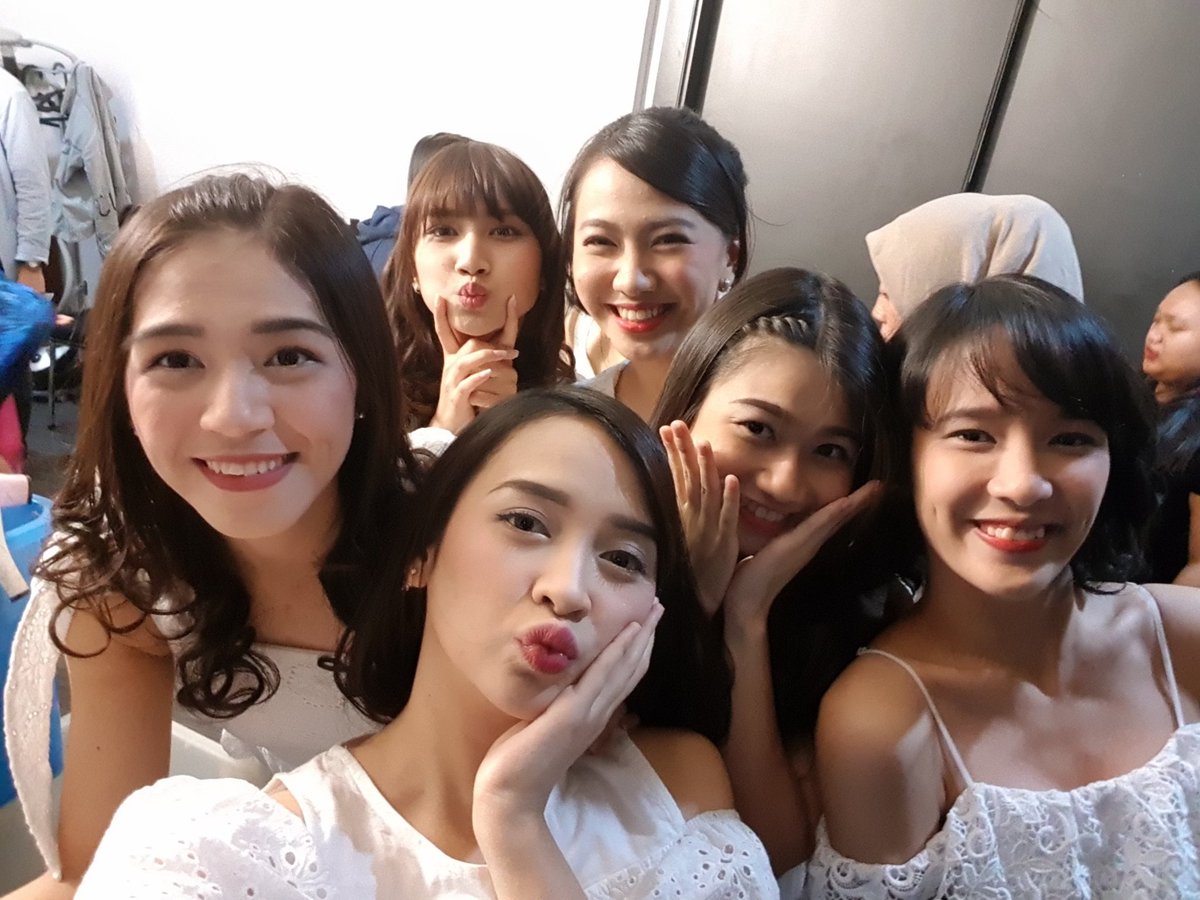 thisfrieska's tweet photo. Amazing experience. I had an amazing time. There’s no word to describe how special they are to this world 💙 https://t.co/ci6oAam4bn
