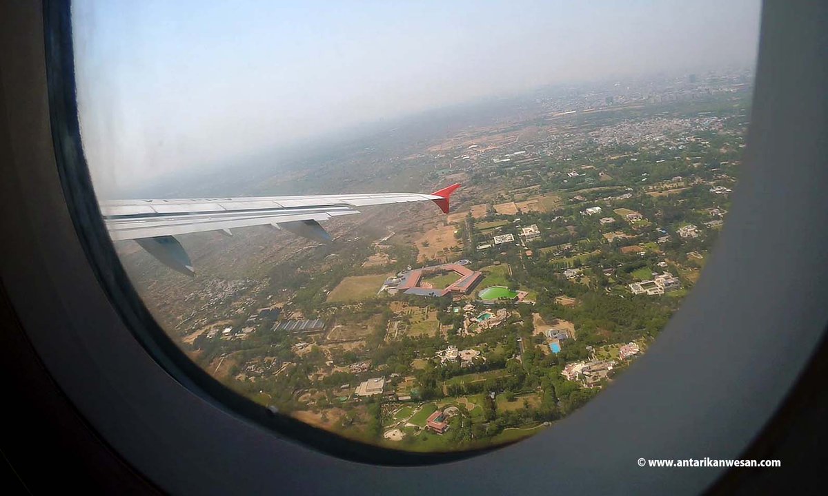 antarik's tweet photo. I believe there is a 'Spirit of Delhi' too that its responsible people bring forth. Do you agree?
https://t.co/rM9SptHA5x #celebratingsuper https://t.co/6yK6DYDGaQ
