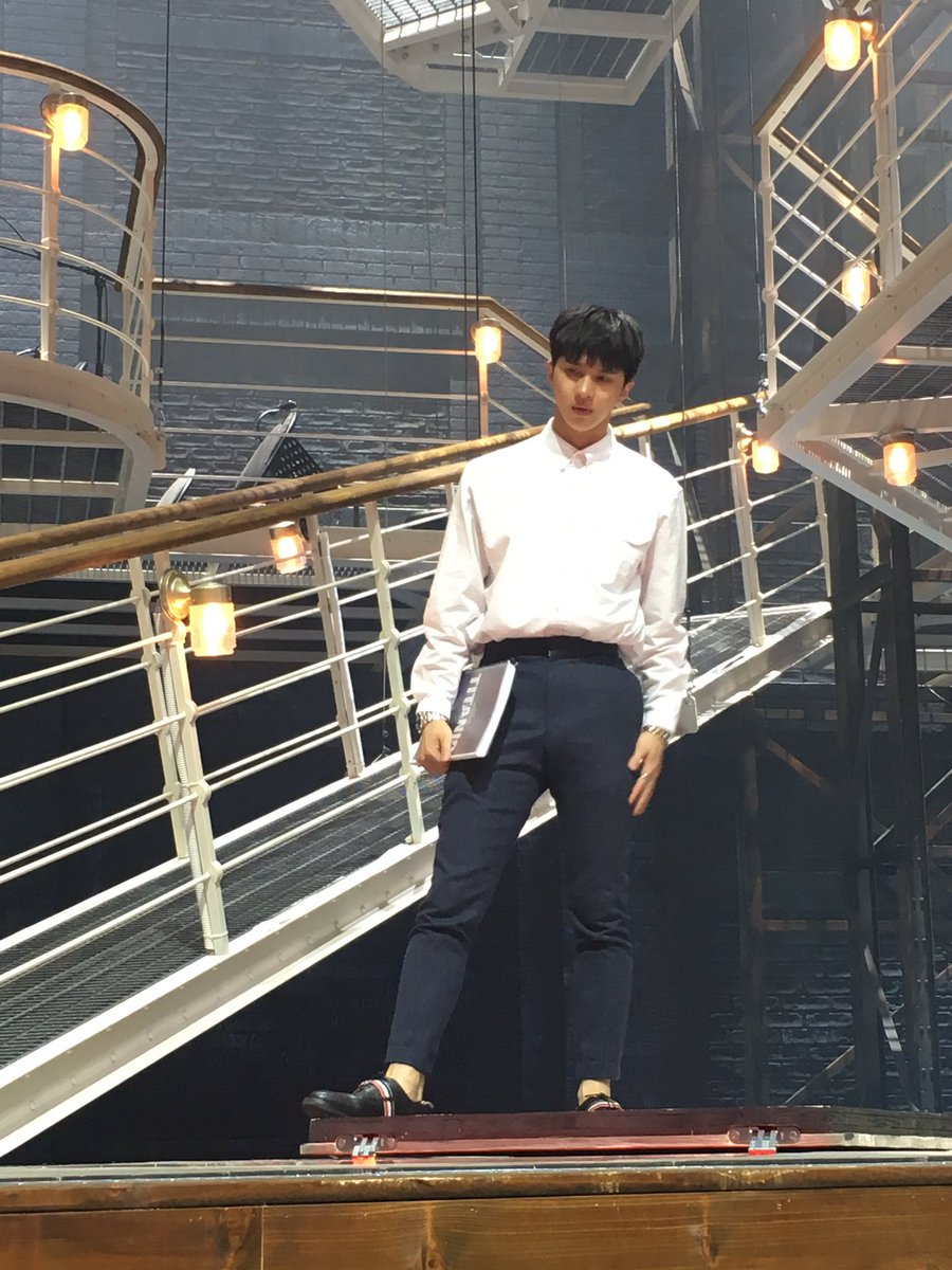 coba2003's tweet photo. 뮤지컬 타이타닉!!
테크리허설중~
바렛배우들을 소개합니다^^ https://t.co/kaC33md2vz