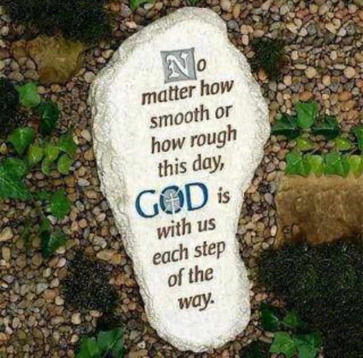 Yasunshine's tweet photo. #PayCloseAttention👀
#TakeTheRightSteps💡
#JesusTheWayMaker👣
#TakeUpYourCrossDaily
#AlmightyWonderfulGod
#AlmightyPowerfulGod https://t.co/KSGk6aK08p