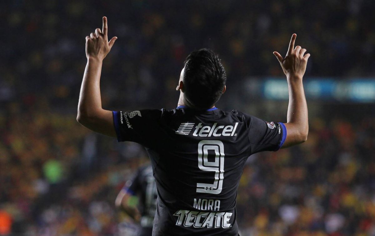 nmas's tweet photo. #DespiertaConDeportes @Eric_Fischer_ con doblete de Caraglio @atlasfc hunde a @Chivas; @Cruz_Azul_FC vence a @FuerzaMonarca y apunta a liguilla; @LobosBuapMX sorprende a @Rayados #J16AP2017 #LIGABancomerMX.
#DespiertaConLoret sigue el programa completo https://t.co/f57YPzOY8s https://t.co/m5DbhOiHNU