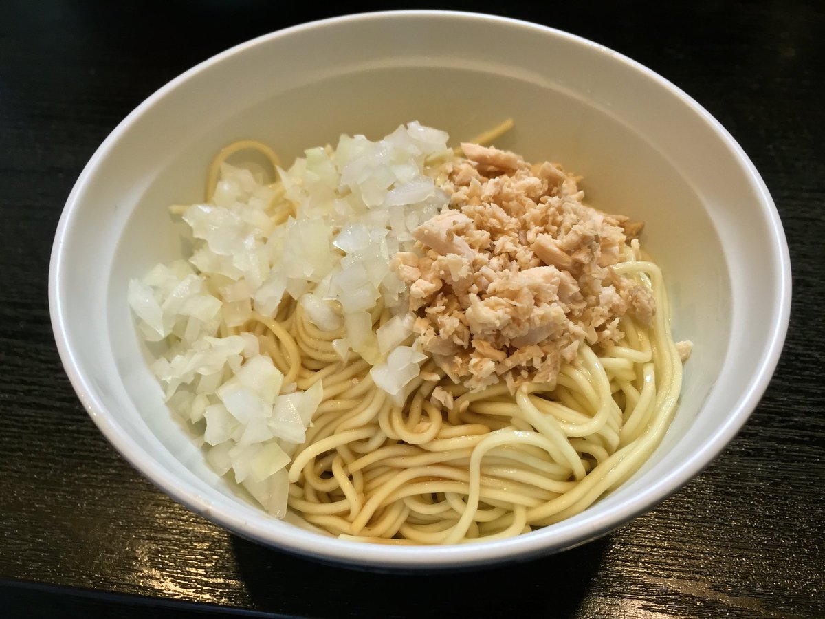 ractom9990's tweet photo. ☆さすらいの旅人・メディア掲載☆
東京ラーメンランキング第4位
ラーメン一杯に使用する煮干しの量が日本一の究極の煮干し中華ソバ！
中華ソバ 伊吹(東京都板橋区前野町) 
詳細はこちら↓↓↓↓↓
https://t.co/RzlQhJ6UtJ https://t.co/7aryZzmDHQ