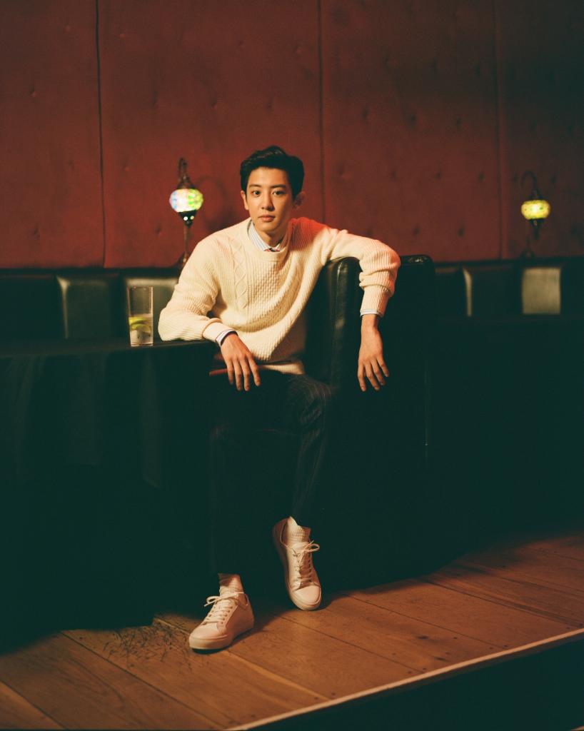 TommyHilfiger's tweet photo. What’s Chanyeol’s pre-performance ritual? 👀 Get the scoop on our new HEADLINER: https://t.co/Q9xpsdOIA8 https://t.co/AS2c2cEmoe